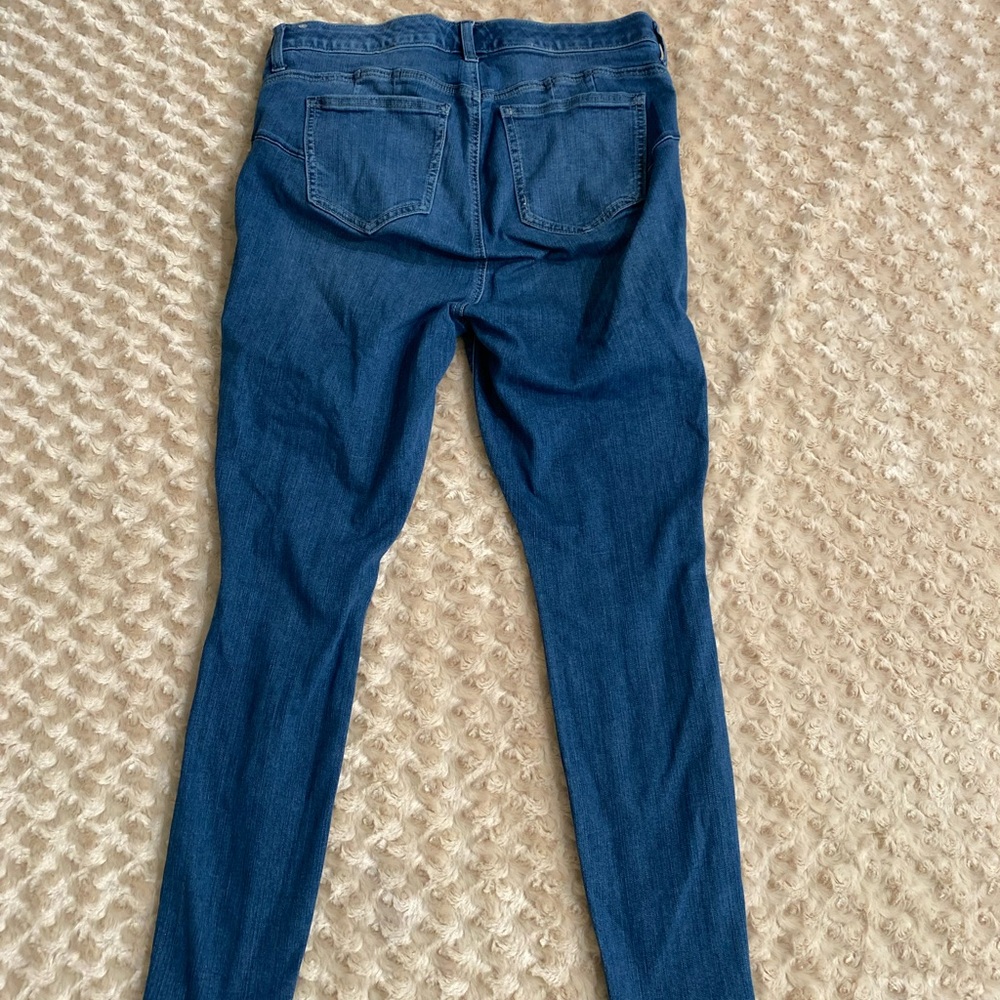Torrid Bombshell Women 12S Skinny High Rise Distressed Jeans - Picture 7 of 8